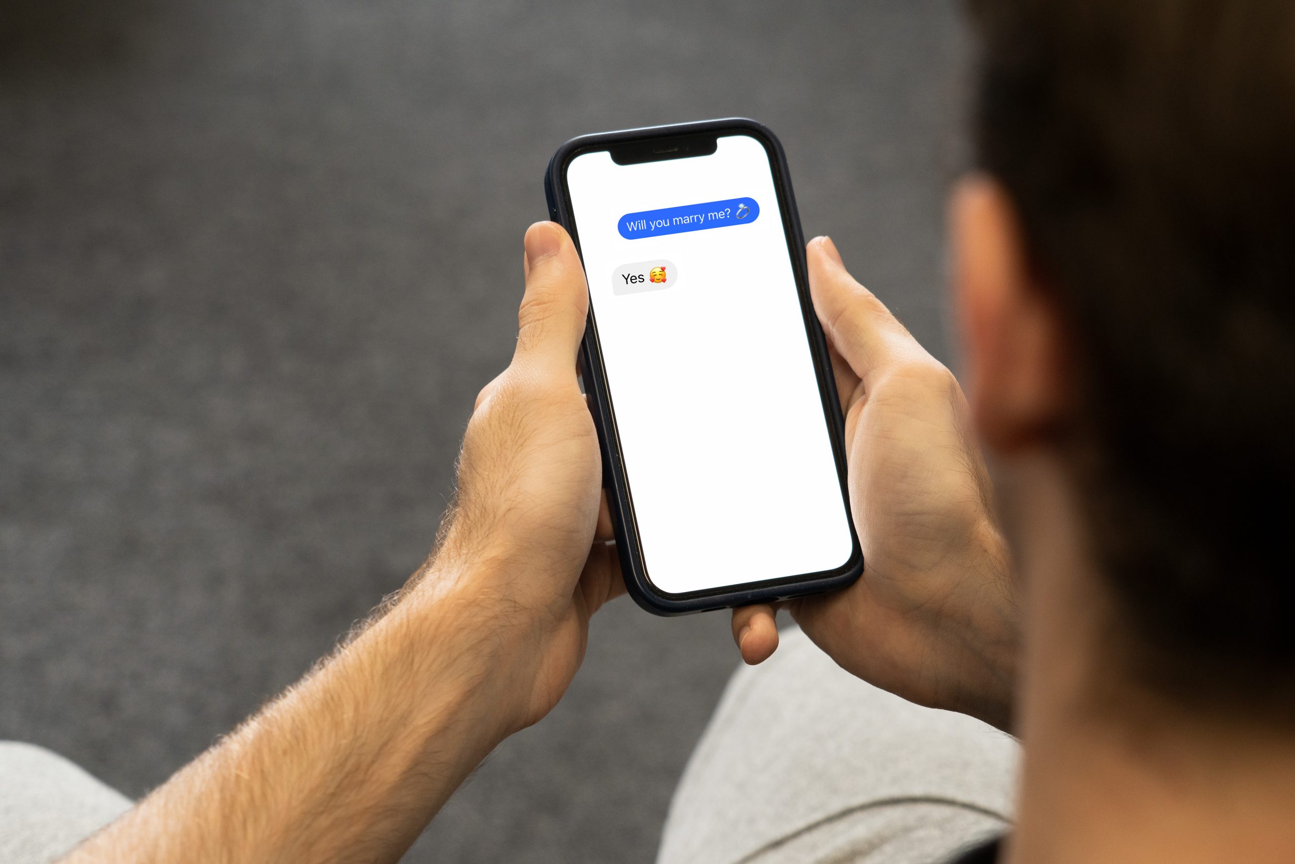 「成功的競爭策略 必須鑽研！」(Successful Competitive Strategy Must Rely on Research!)